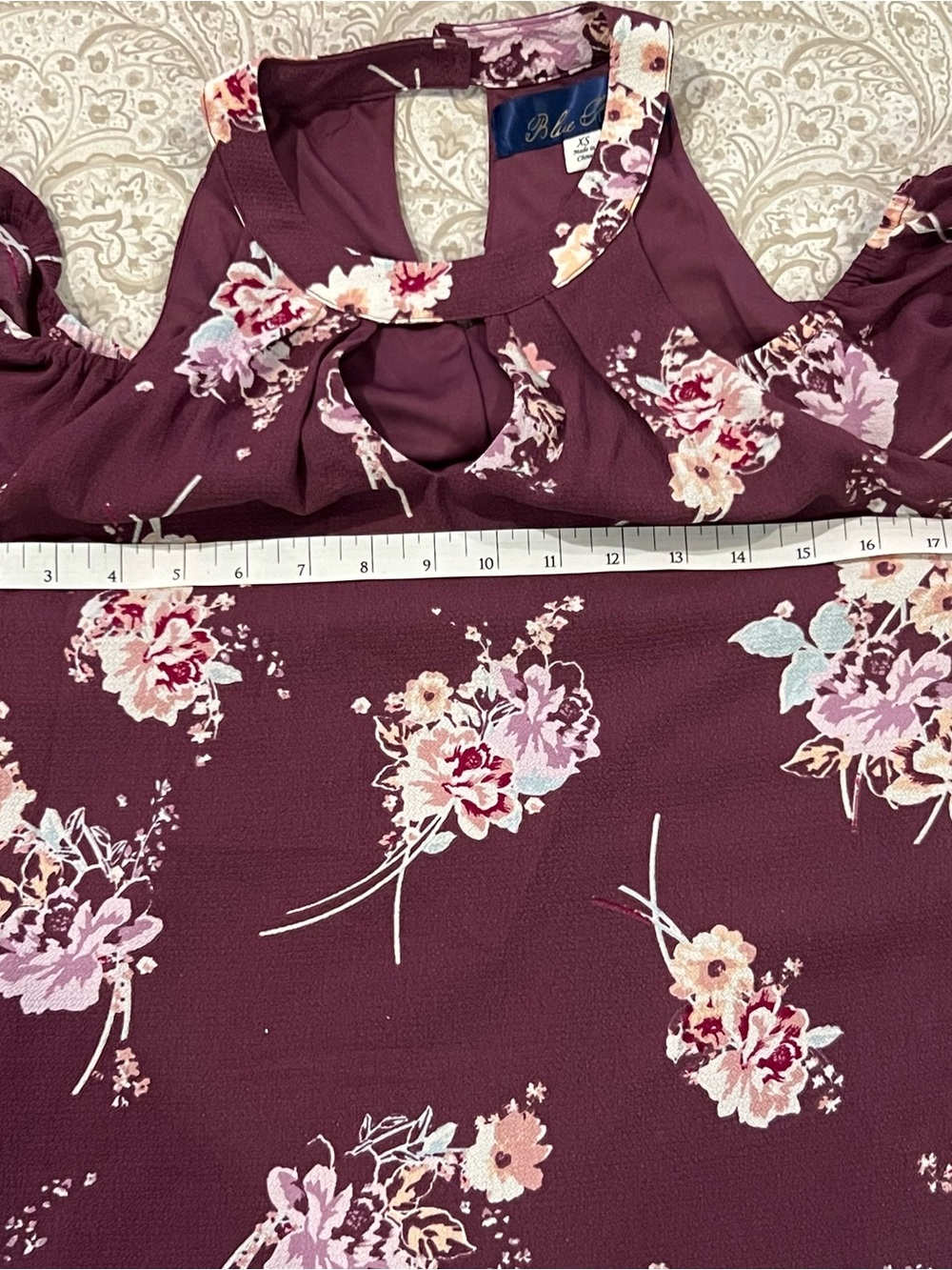 Blue Rain dress women’s purple floral
Off the shoulder cut/off shift
Size: XS